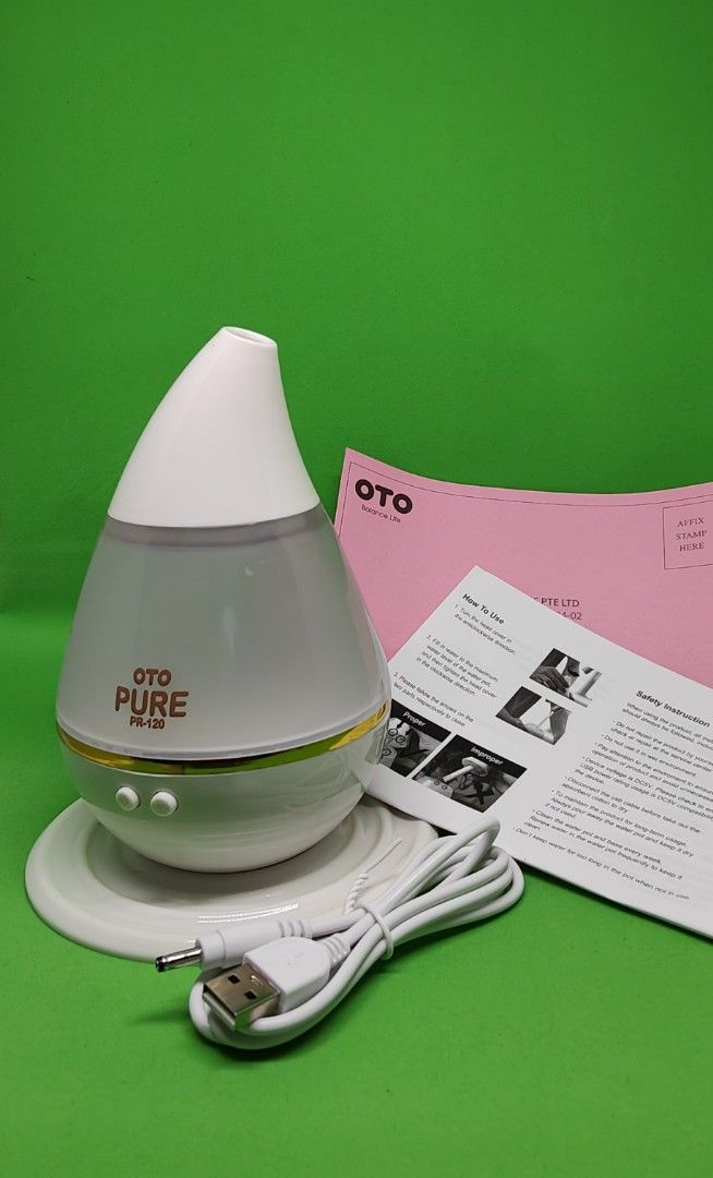 Aroma Diffuser (Category: Home Fragrance) located in Singapore. Submitted by singingpanda (Listing ID 1323495081, Image 1). Description: New, with box and warranty card..