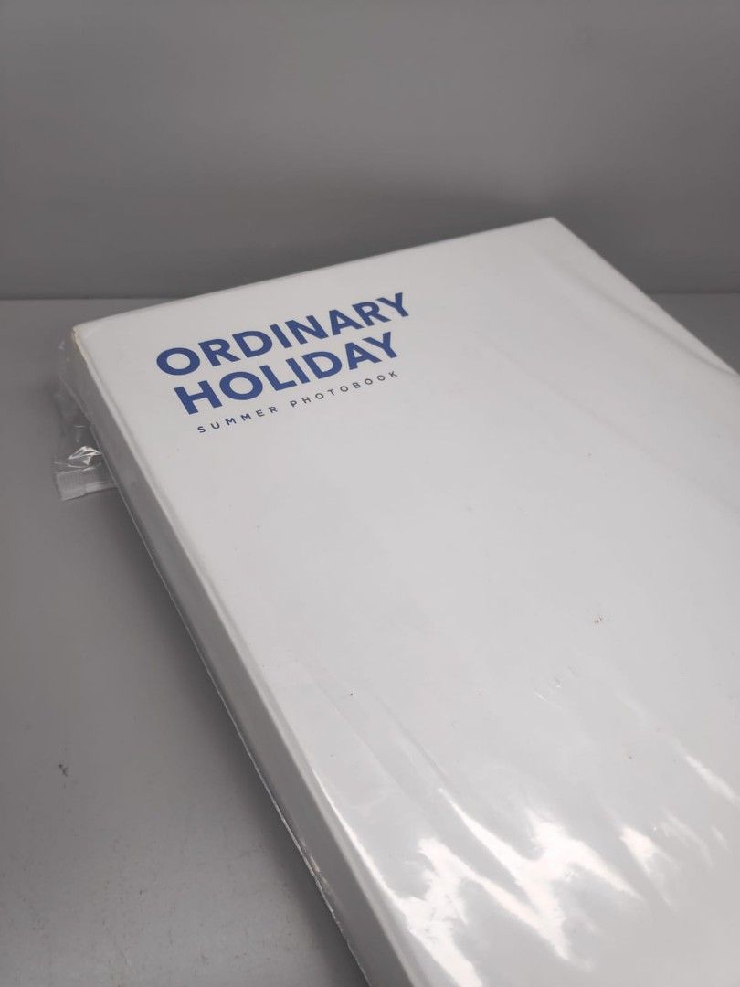 ASTRO ORDINARY HOLIDAY 写真集 日本版（G437） ASTRO 写真集 ORDINARY