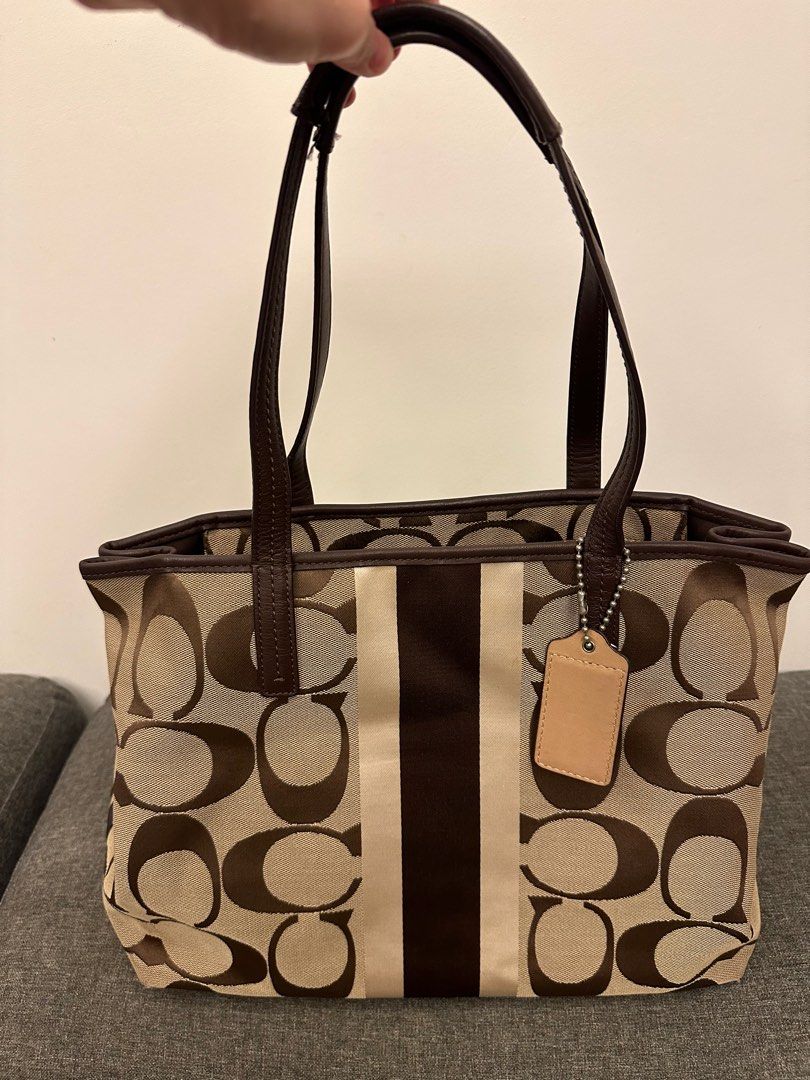 Coach hamptons weekend tote cheap