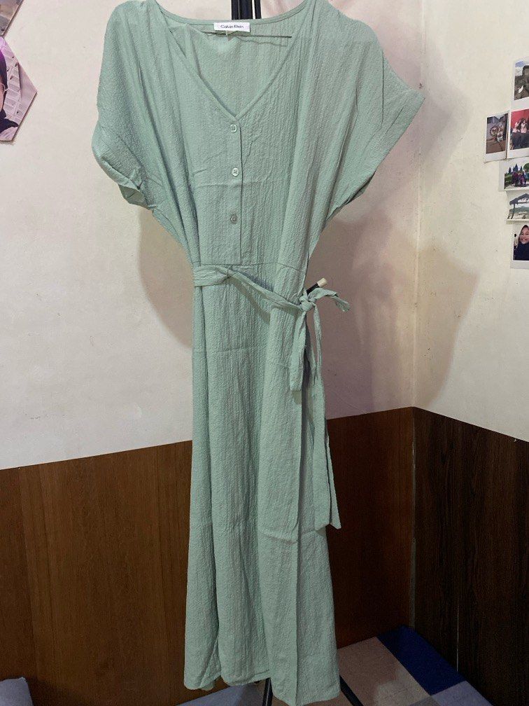 Calvin Klein Dress Hijau Sage , Fesyen Wanita, Pakaian Wanita, Gaun & Rok  di Carousell