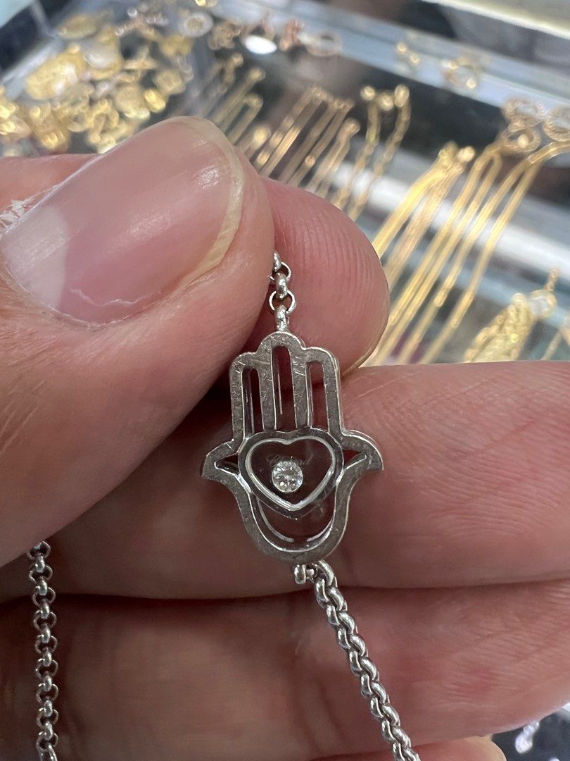 Chopard Happy Diamond Good Luck Charm Hamsa Hand 18K white Gold Bracelet