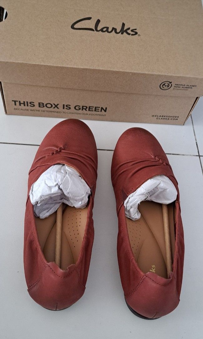 Clarks shoes chestnut leather. Brand new. Rena Way. Size UK 4 EUR 37 CN 235 Insole length 24cm Original Clarks shoe box. Original price 119. Women s Fashion Footwear Flats on Carousell