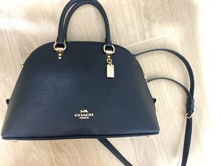 （分類：）位於 。 由 ay1205 提交（商品編號 1323492862，圖片 1）。簡介： 。