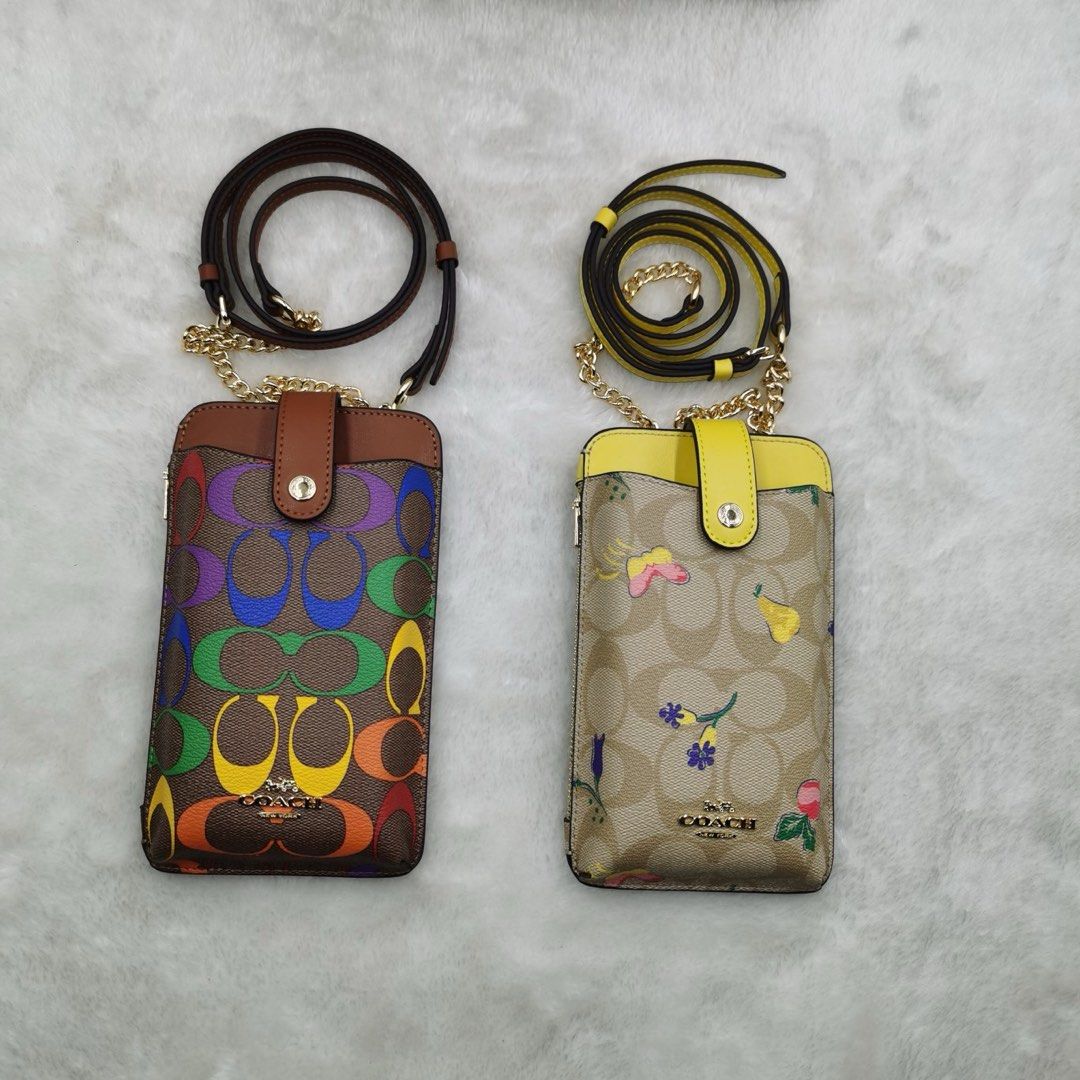 Coach sling handphone pouch