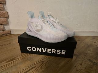 (Category: ) located in . Submitted by sturdy_kicks (Listing ID 1323593366, Image 1). Description: .
