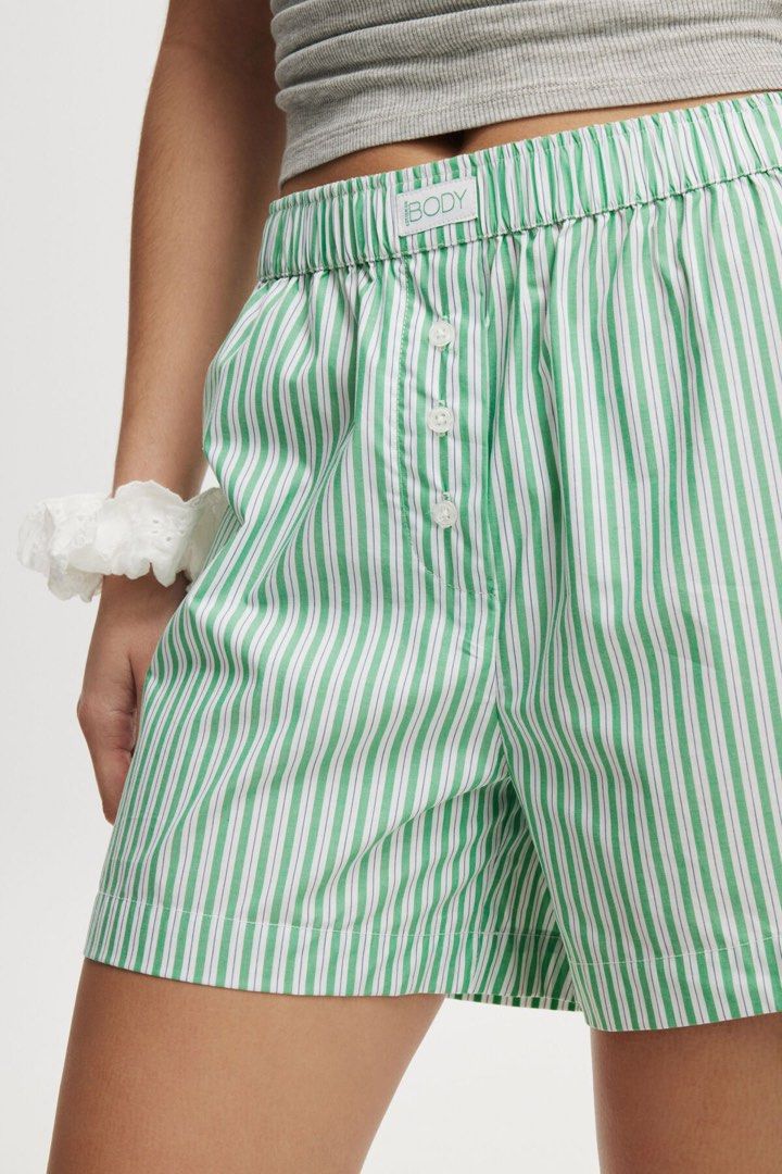 Cotton On Boyfriend Boxer Shorts in Green Stripe