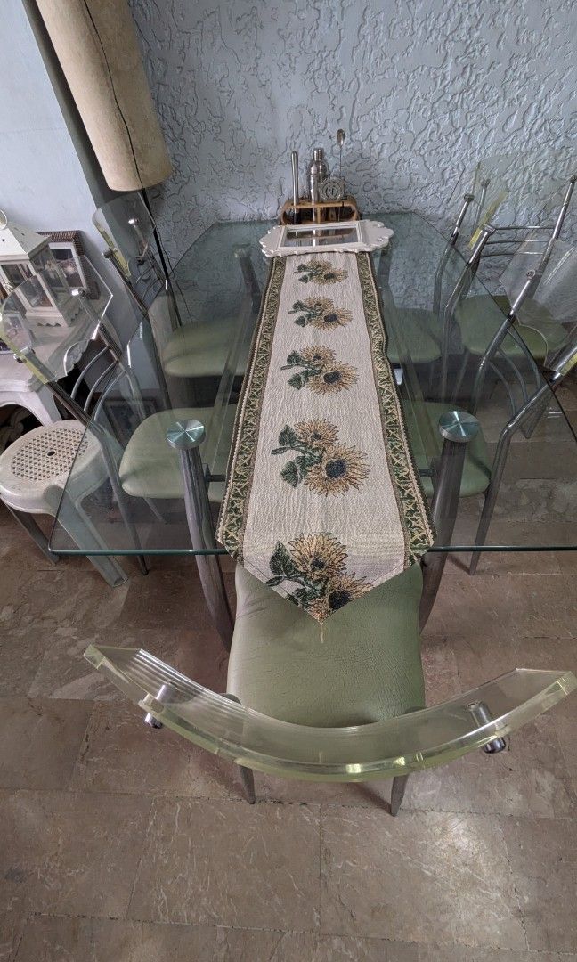 Dining Table Only (Category: Tables & Sets) located in Makati City. Submitted by reneodilon (Listing ID 1323557196, Image 1). Description: -Glass Dining Table for 6pax - Very Nice - Good Condition/Very Usable - As-Is, Where-Is - For Pick Up of Buyer or Delivery c/o Buyer.