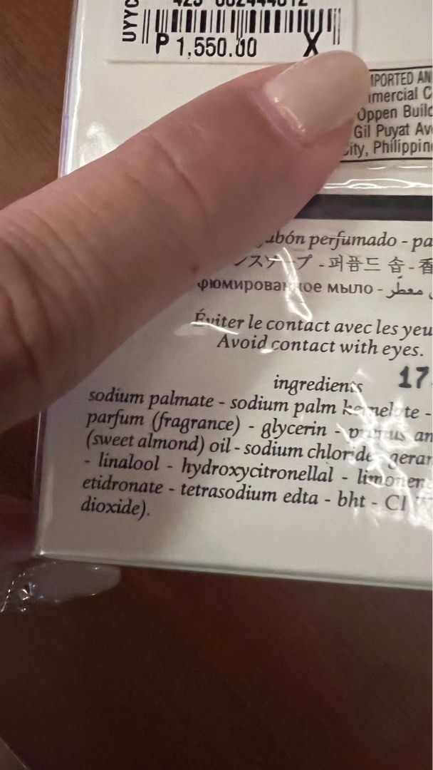 DIPTYQUE PARIS perfumed soap ( in box still) (Category: Bath) located in Caloocan City. Submitted by decluttermemore (Listing ID 1323574933, Image 3). Description: Dyptique soap priced at 1500 in Rustans.. selling low. still in box and plastic brand new rfs: dont enjoy scented soap.
