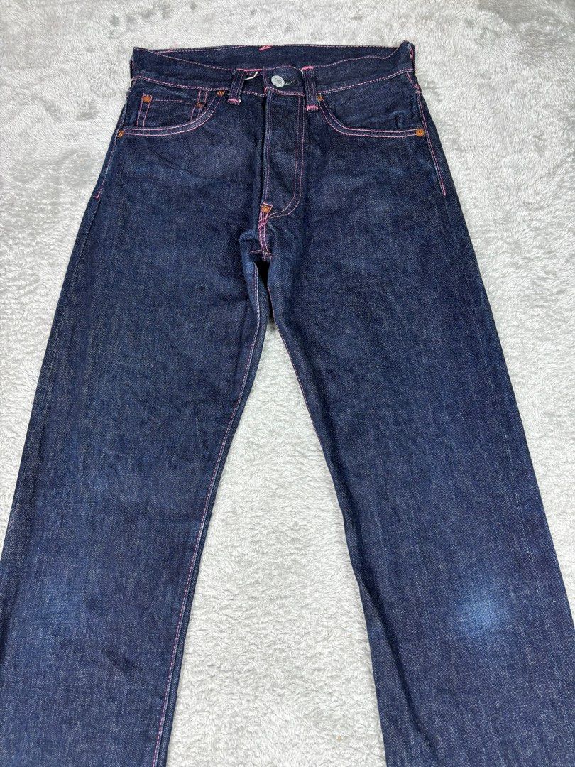 Evisu (Category: Jeans) located in Kuala Lumpur. Submitted by oldshop69 (Listing ID 1323592239, Image 3). Description: saiz manual 26 labuh 42.5 kaki 14 peha 21 cawat 10 condition bery nice.