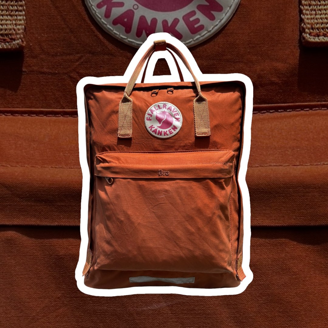 Fjallraven Kanken 23563 Big Size 35cm x 45cm x 13cm 20L Luxury Bags Wallets on Carousell