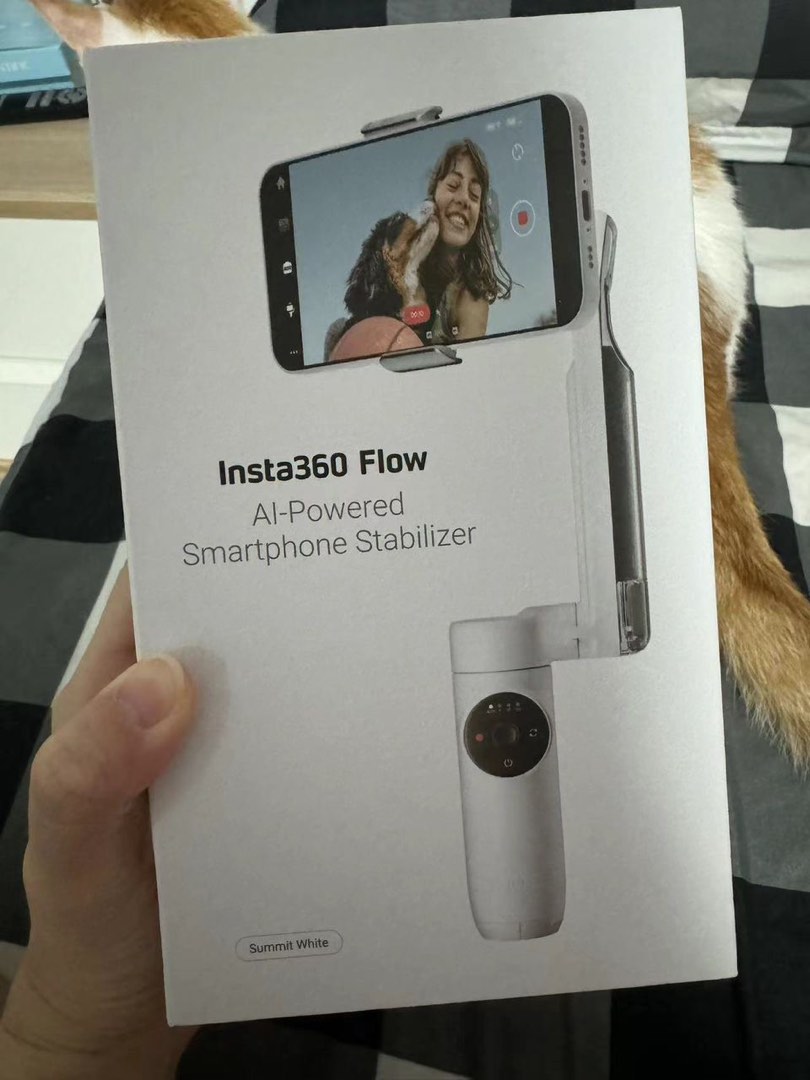 Insta360 Flow ( stabilizer ) , Mobile Phones & Gadgets, Mobile & Gadget ...