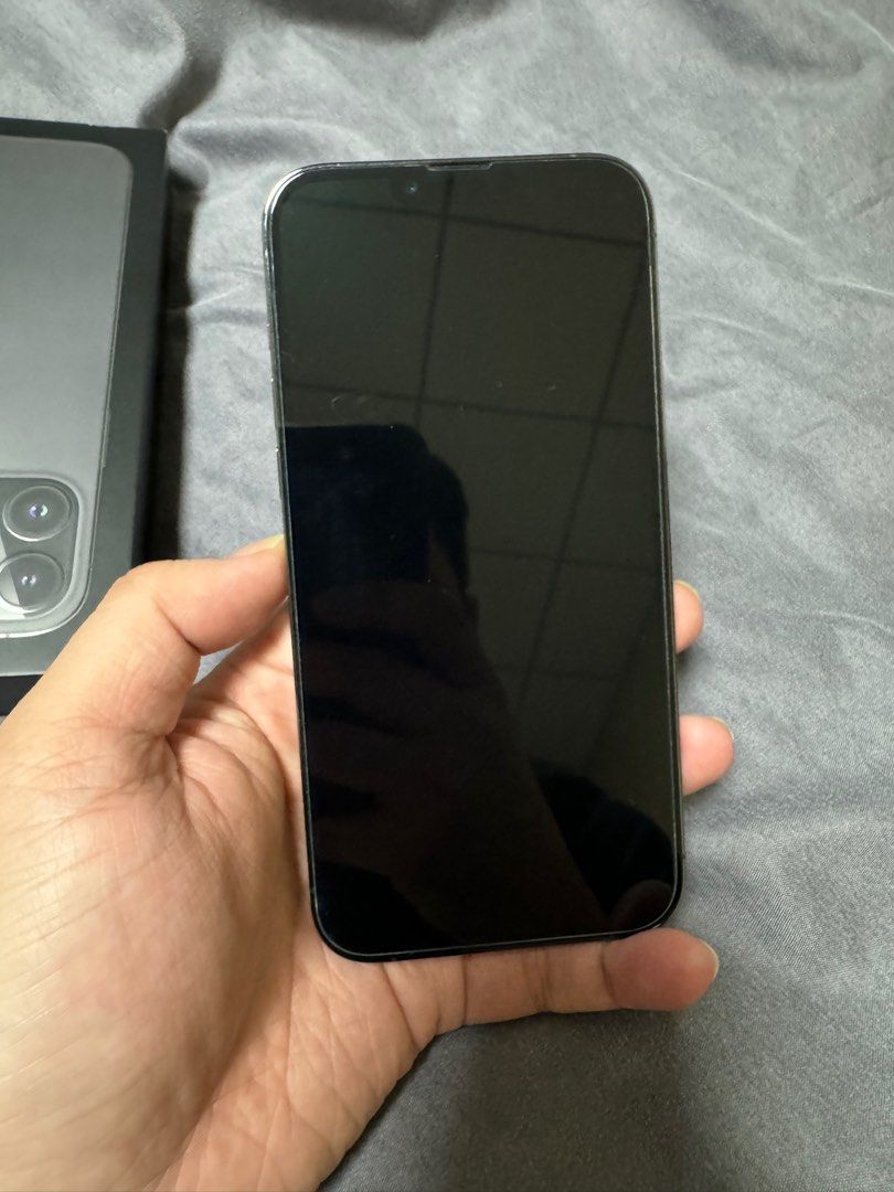 iPhone 13 Pro Max 128gb (Category: iPhone 13 Series) located in Makati City. Submitted by devinwang56 (Listing ID 1323518432, Image 2). Description: no scratch no dent battery health 83%.