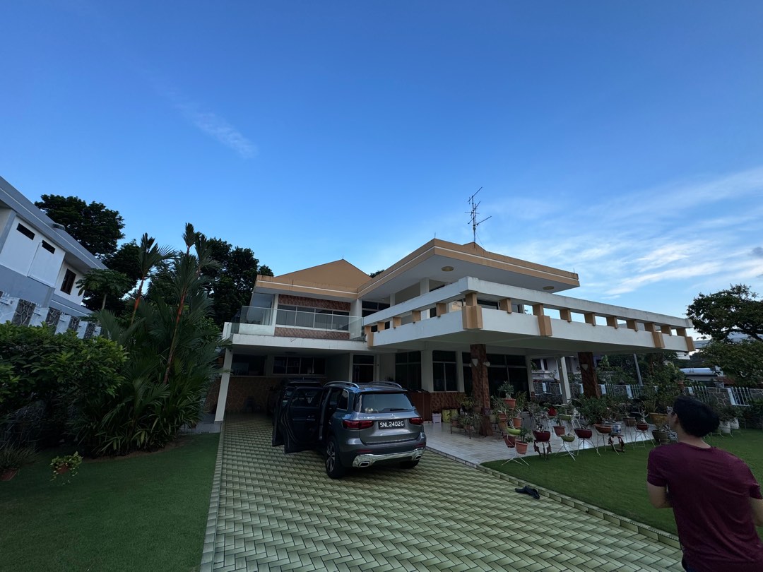 (Category: ) located in . Submitted by hazari.engineering.renovation (Listing ID 1302513499, Image 1). Description: .