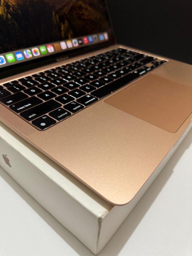 美品MacBook Pro 2020 500GB メモリ16GB 2020 Apple MacBook Pro (13-inch, 2.0GHz Quad-core 10th