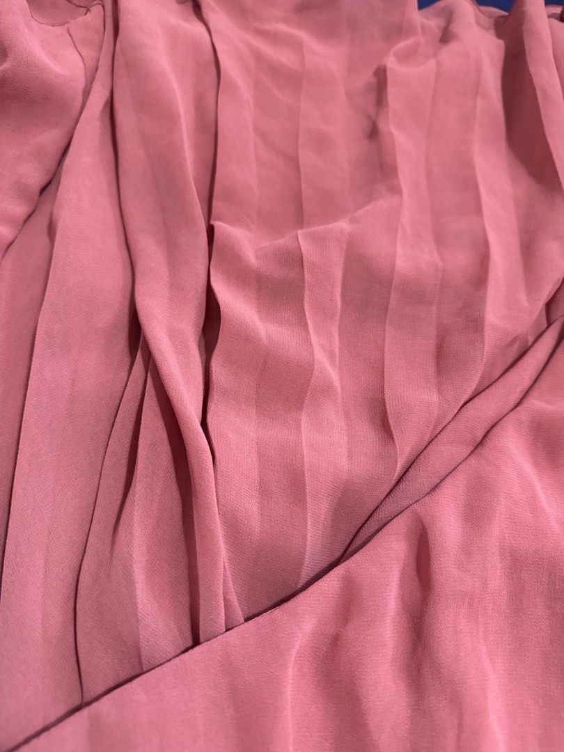 MANGO Suit Rose Gold one-shoulder dress (Category: Dresses) located in Quezon City. Submitted by yzerk (Listing ID 1323584621, Image 2). Description: rfs: decluttering stored dresses. .