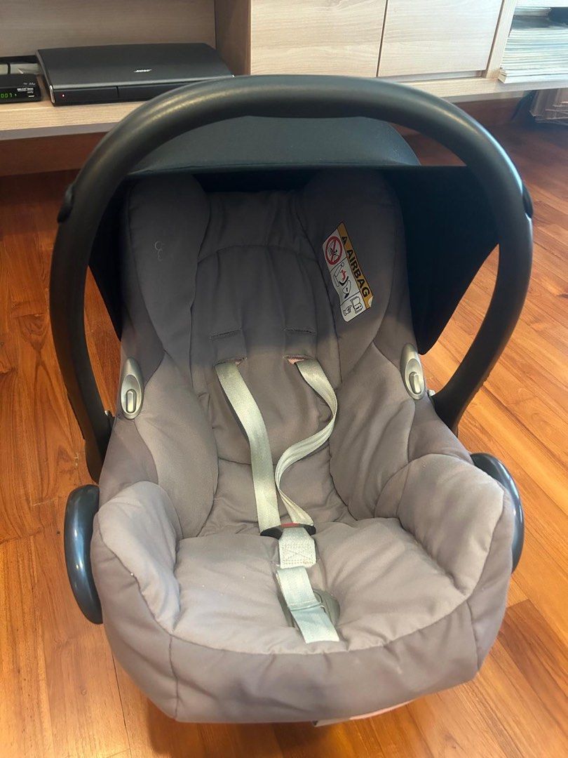 Maxi cosi infant car seat with hood and rain cover Babies Kids Going Out Car Seats on Carousell