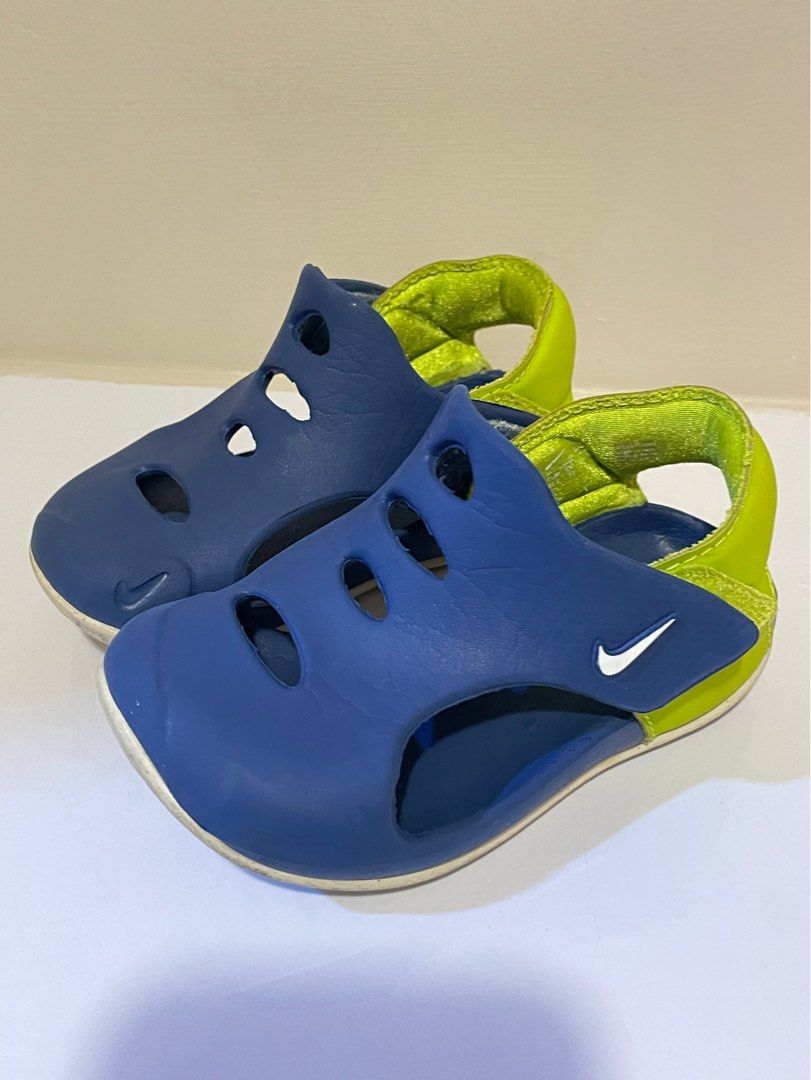 Nike little boy sandals best sale