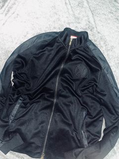 (Category: ) located in . Submitted by meng2811 (Listing ID 1323590699, Image 1). Description: .