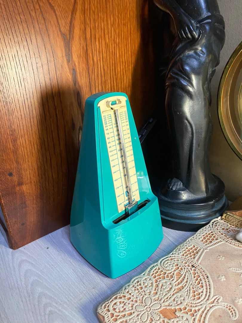 Nilko metronome vintage old (Category: Musical Instruments) located in Pasay City. Submitted by subito123 (Listing ID 1323562350, Image 1). Description: Description Top quality Japanese made metronome in traditional pyramid design. A thick transparent removable cover protects the pendulum when not in use. Reliable key wound metronome is made with a brass mechanism. Adjustable bell marking 2, 3, 4 or 6 beats. Tempo can be adjusted from 40 to 208 b