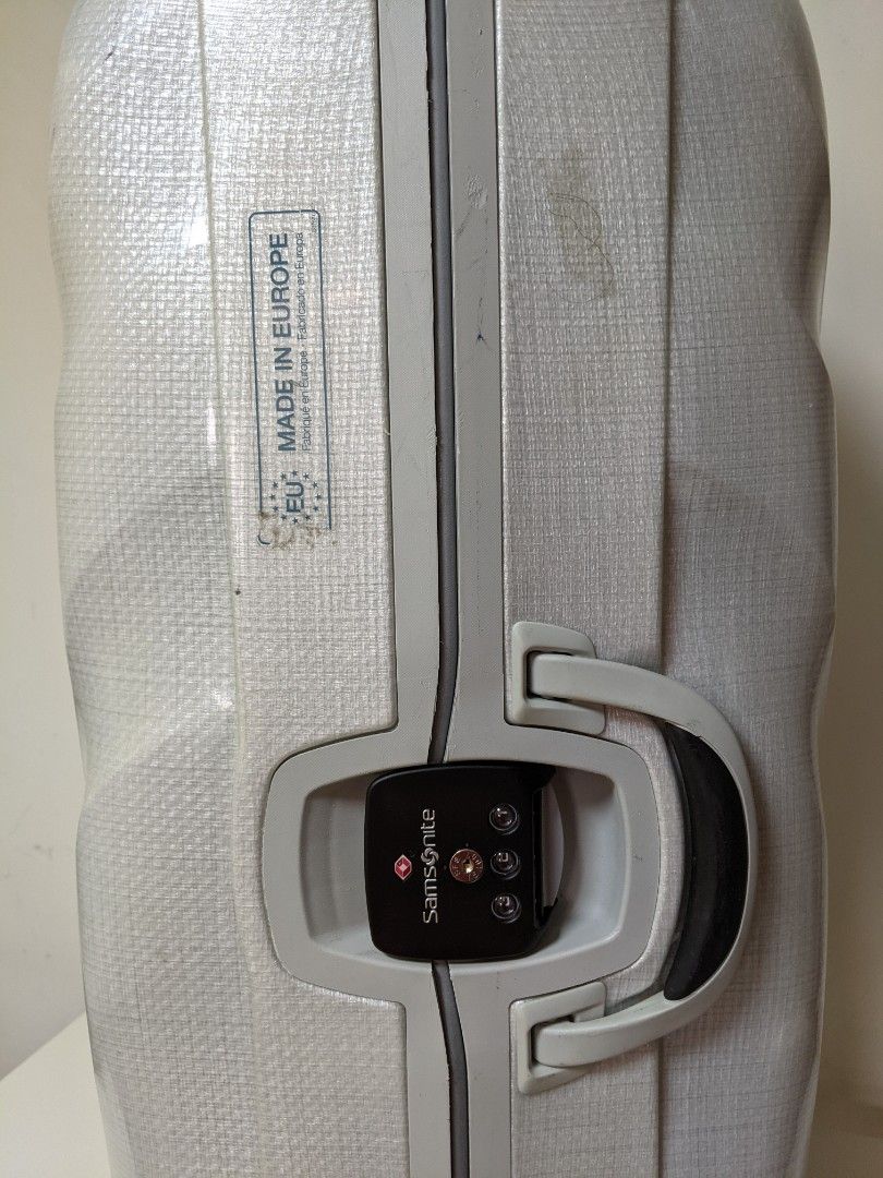 Samsonite TSA007 SFS luggage lock assembly fix your broken suitcase locking handle. Repair non closing mechanism. Original parts
