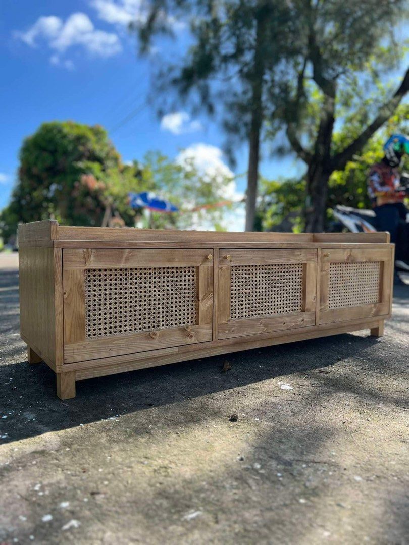 Solihiya Bench Natural Color (Category: Sofas) located in Pasig City. Submitted by icraft_handicraft (Listing ID 1323506500, Image 3). Description: 📍 Visit Us: Address: #31 Lot 7 Block 9 F. Legaspi St., Maybunga, Pasig City Waze Pin: 31 Francisco Legaspi, Pasig Contact Persons: Aya or Chris ☎️ (02) 7121 0756 📞 (0915) 931 4110 🕒 Store Hours: Monday to Saturday 10:00 AM - 7:00 PM ‼️ BIR and DTI Registered ‼️ Official Receipts Available.