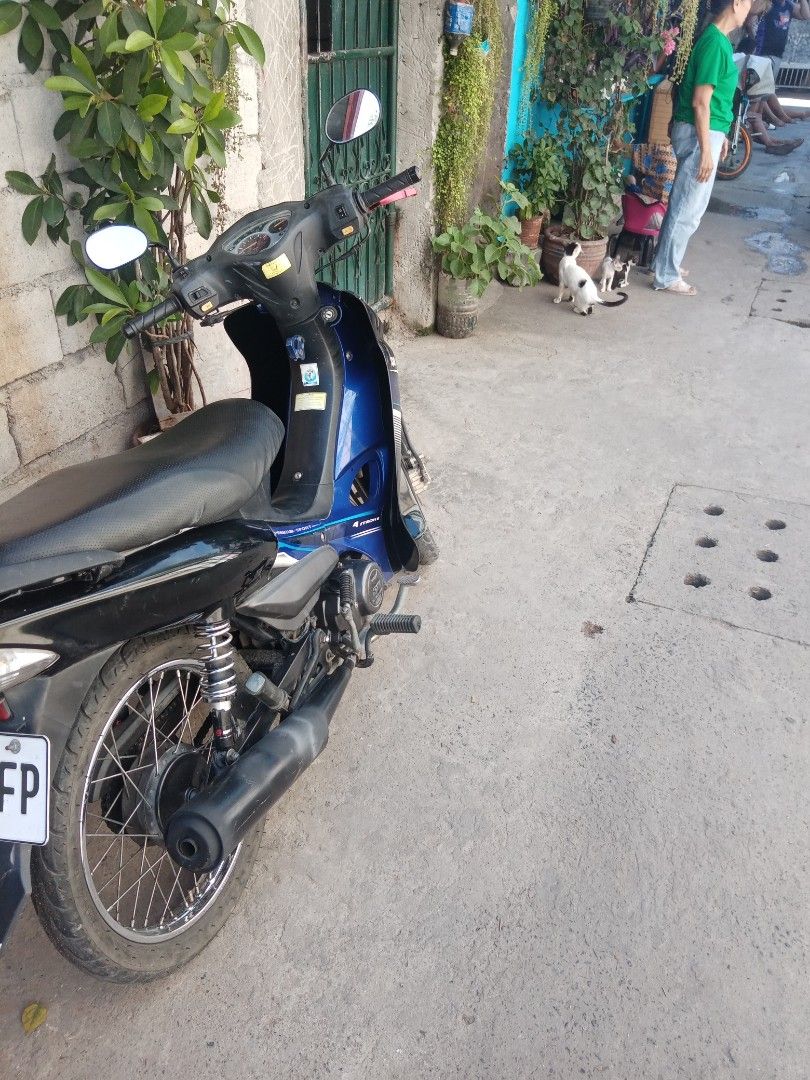 Sym bunos 110 2018 2019 (Category: Motorbikes for Sale) located in Las Pinas. Submitted by surenpaul01 (Listing ID 1323502453, Image 3). Description: im selling my sym bunos 110 2019 model newly tune up change oil strong stock engine low mileage 19k km only new battery new led head lite installation new tire front rear new shock good condition complte or cr newly register 2026 until 2027 white LTO plate.
