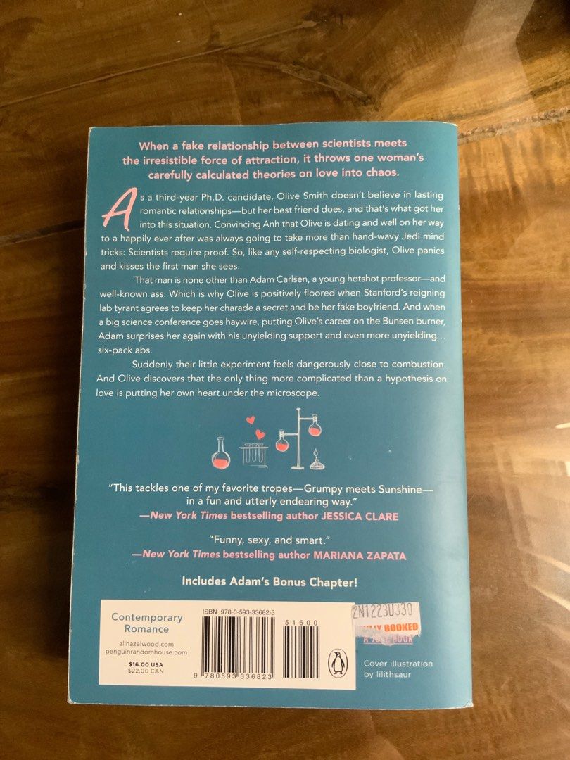 The Love Hypothesis by Ali Hazelwood (Category: Storybooks) located in Manila. Submitted by jhamire (Listing ID 1322349620, Image 2). Description: Bought at FullBooked for 795 no marks, annotations, and highlights rfs: decluttering.