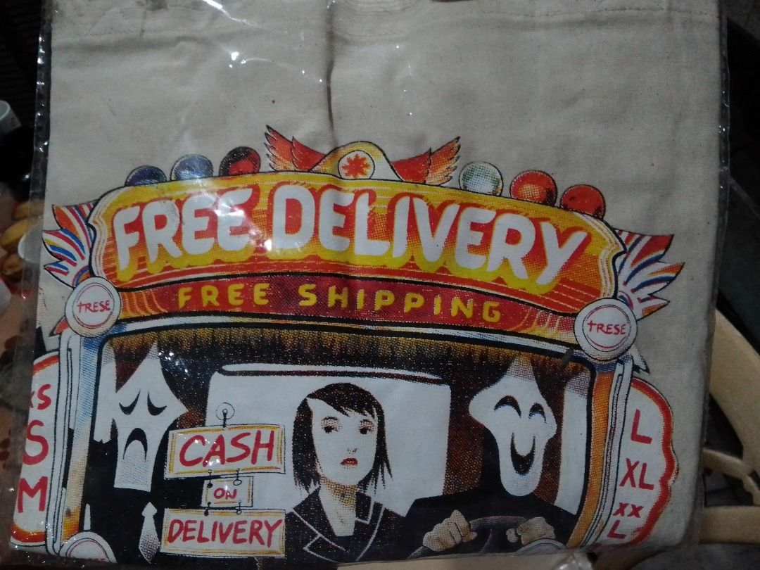 Trese Uniqlo bag (Category: Tote Bags) located in Manila. Submitted by alanty67 (Listing ID 1323579695, Image 1). Description: Selling a hard-to-find sealed Trese Uniqlo bag featuring Alexandra Trese and the Kambal. .