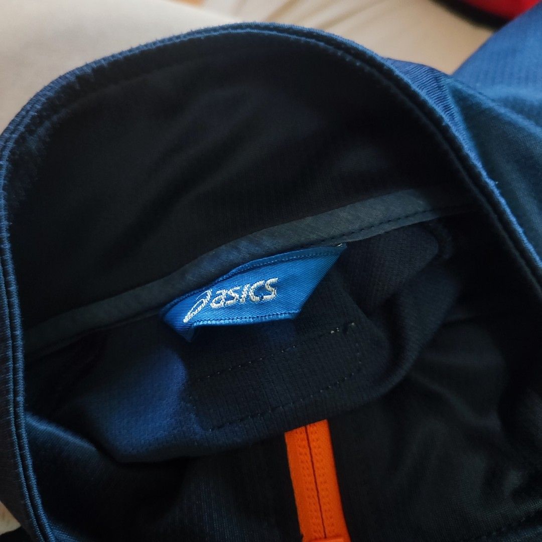 Vintage Asics jacket Men s Fashion Activewear on Carousell