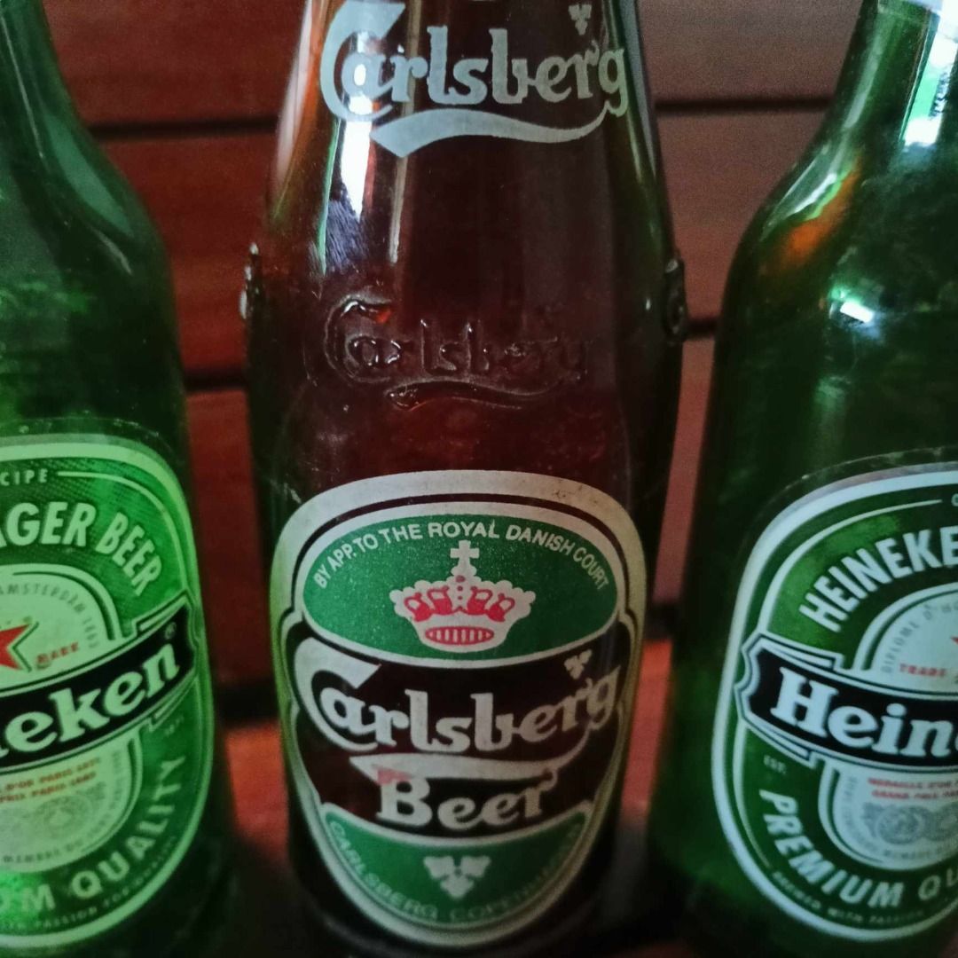 VINTAGE BOTTLE LOT- 3BOTS (Category: Vintage Collectibles) located in Angeles City. Submitted by herbdecoded369 (Listing ID 1323465519, Image 3). Description: VINTAGE BOTTLE LOT- 3BOTS * TAKE ALL-CARLSBERG 1BOT & HEINEKEN 2BOTS *FOR ONLY 450PH + SF PAYMENT THRU GCASH AND J&T SHIPPING DM.