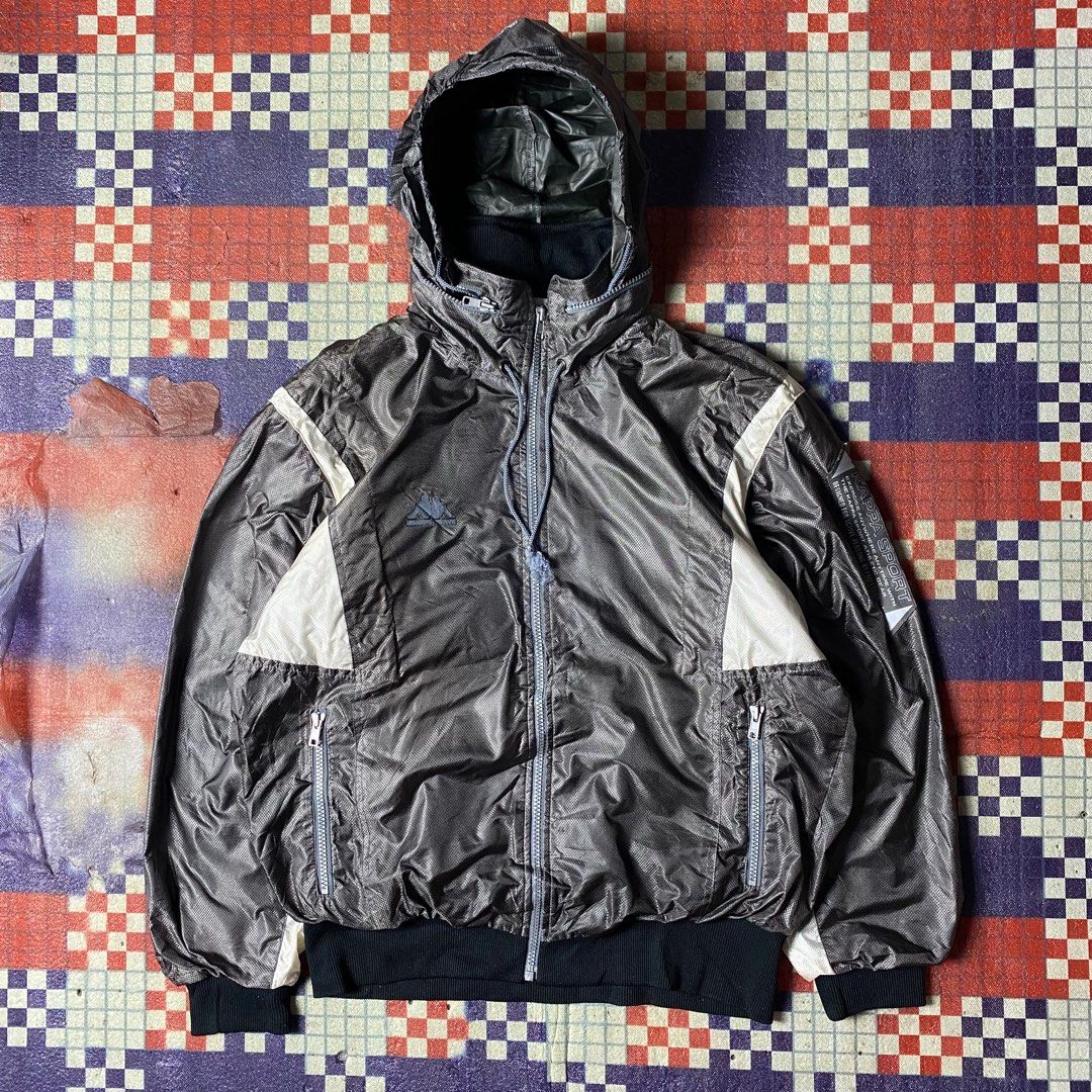 Vintage Kappa Windbreaker Jacket Fesyen Pria Pakaian Baju Luaran di Carousell