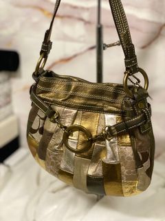 (Category: ) located in . Submitted by shoplikecess (Listing ID 1323614476, Image 1). Description: .