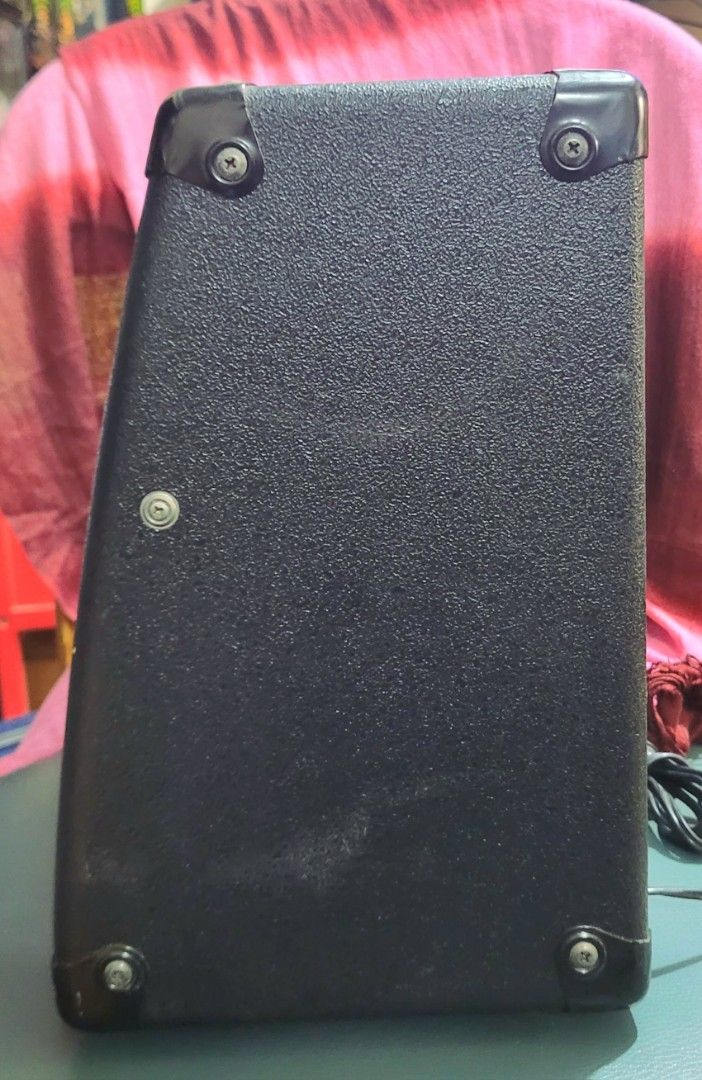 YAMAHA AR-1500 (Guitar Amplifier) (Category: Soundbars, Speakers & Amplifiers) located in Marilao. Submitted by khilluwa (Listing ID 1323639494, Image 3). Description: YAMAHA AR-1500 (Guitar Amplifier) 3,800php Specs: ⚠️⚠️100 VAC⚠️⚠️ 25 Watts 39cm X 20.5cm X 33cm (LxWxH) Features Gain Control Distortion Control Master Volume Control Treble Control Middle Control Bass Control Presence Control Phone Jack Input Phone Jack Output (head Phone) Phone J