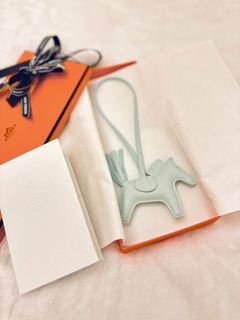 （分類：）位於 。 由 riameo 提交（商品編號 1328218227，圖片 1）。簡介： 。