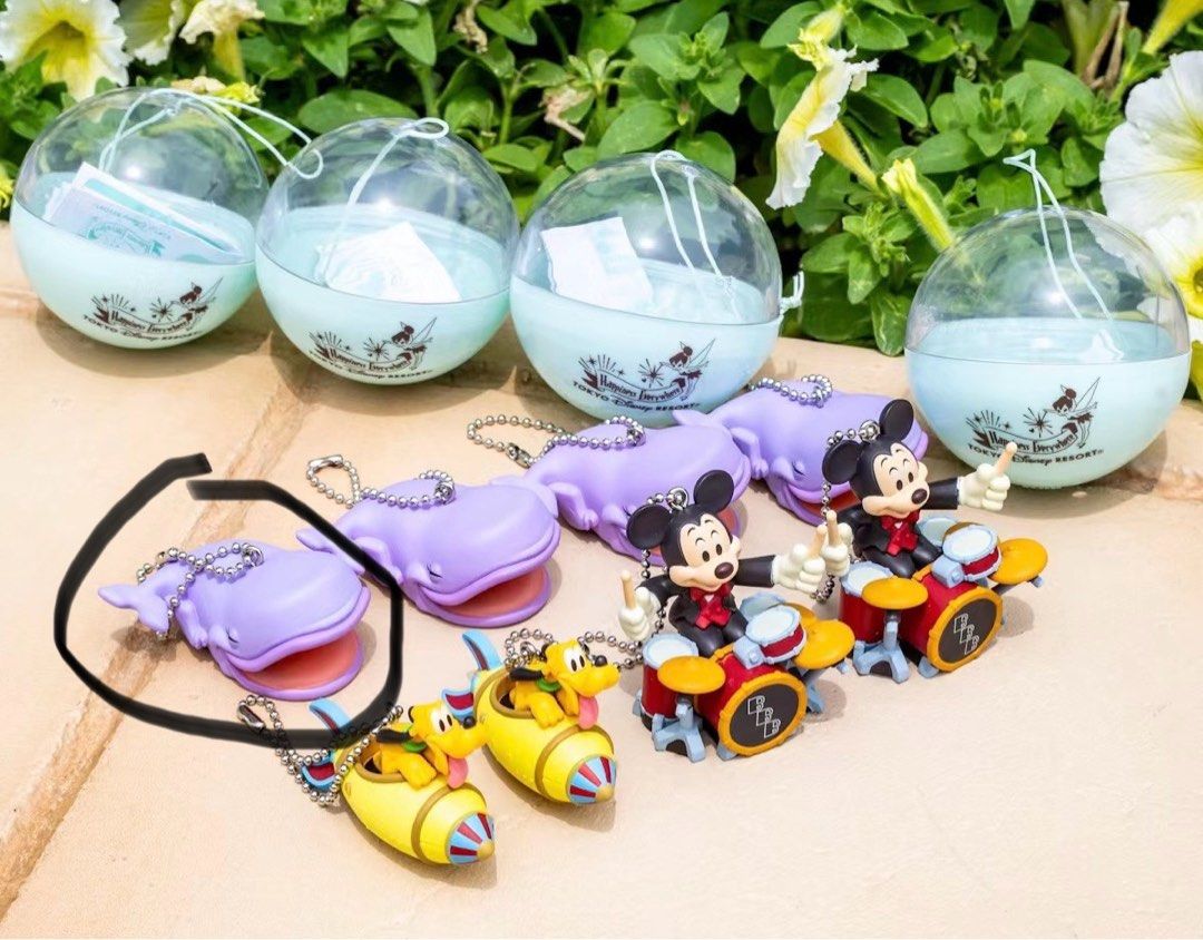 東京迪士尼鯨魚扭蛋, 興趣及遊戲, 玩具& 遊戲類- Carousell