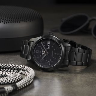 CASIO EDIFICE Chronograph EQS 920 series EQS 920TR 2A 100M EQS920TR Scuderia Toro Rosso Limited Edition Carousell