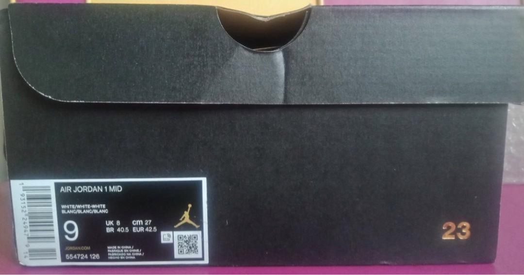 Air Jordan 1 Mid Tripple White (Category: Sneakers) located in Lipa City. Submitted by webhiker (Listing ID 1328263987, Image 2). Description: Air Jordan 1 Mid Size: US 9 Male 💯Authentic, Brand New💯 Available for Meet-up or Delivery care of buyer Payment Mode: GCASH or Bank Transfer/Deposit (BPI or Metrobank).