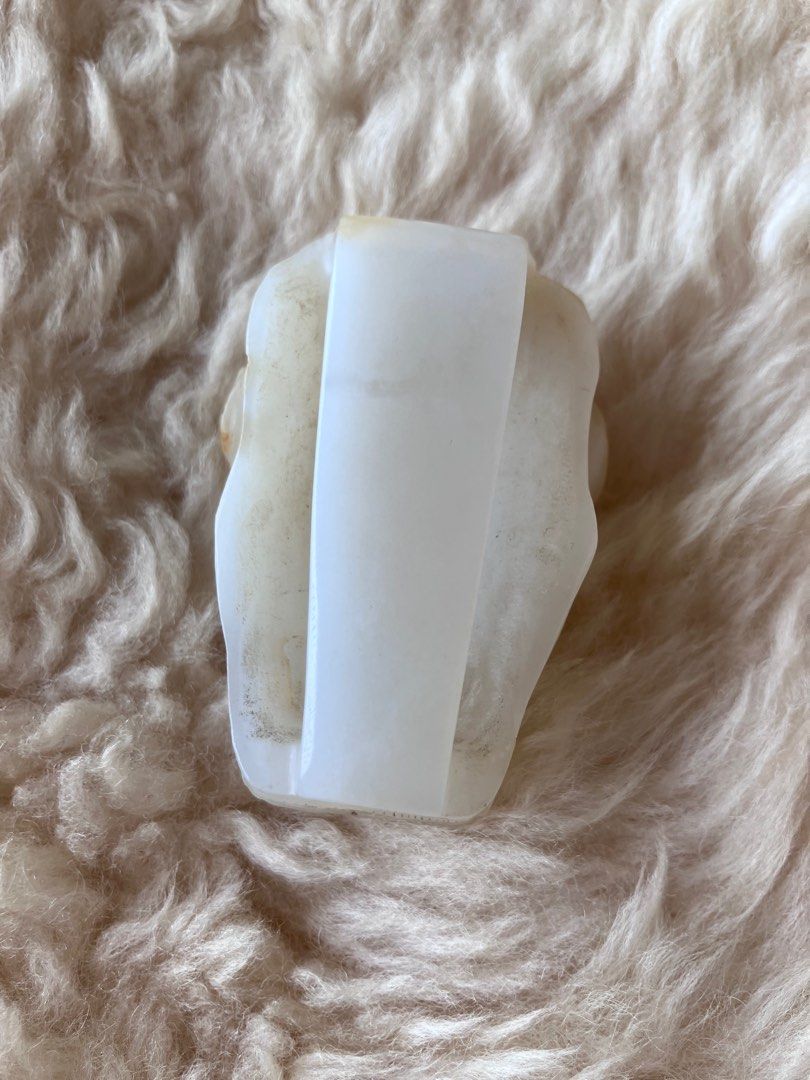 Antique Hetian jade belt buckle (Category: Belts) located in Pasig City. Submitted by xskyyangx (Listing ID 1328304815, Image 2). Description: Antique hetian jade belt buckle.