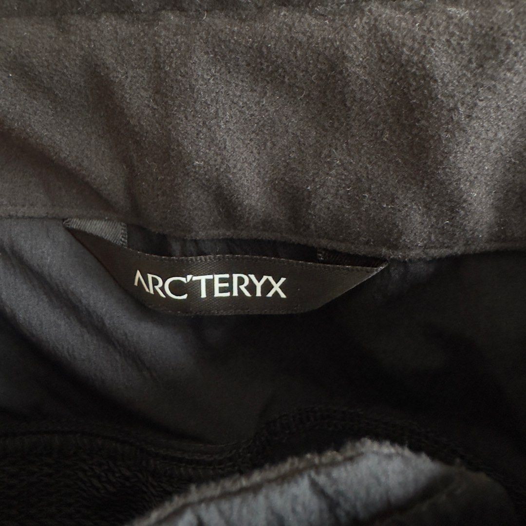 Arcteryx palisade pants (Category: Trousers) located in Quezon City. Submitted by toomuchpain (Listing ID 1328385995, Image 3). Description: Good condition No issue Fits 33-36.