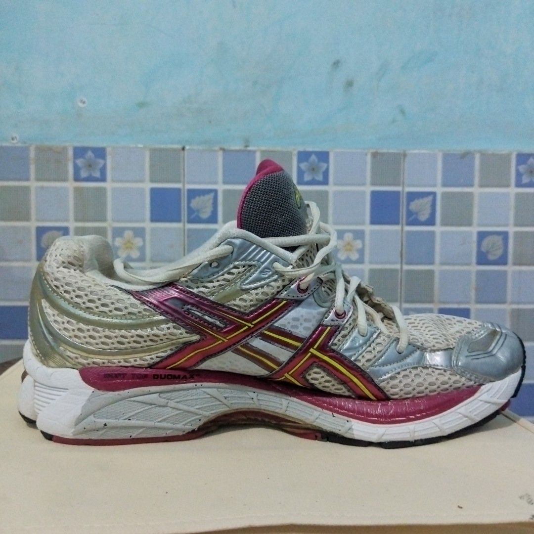 Asics gel kayano femme pas cher outlet