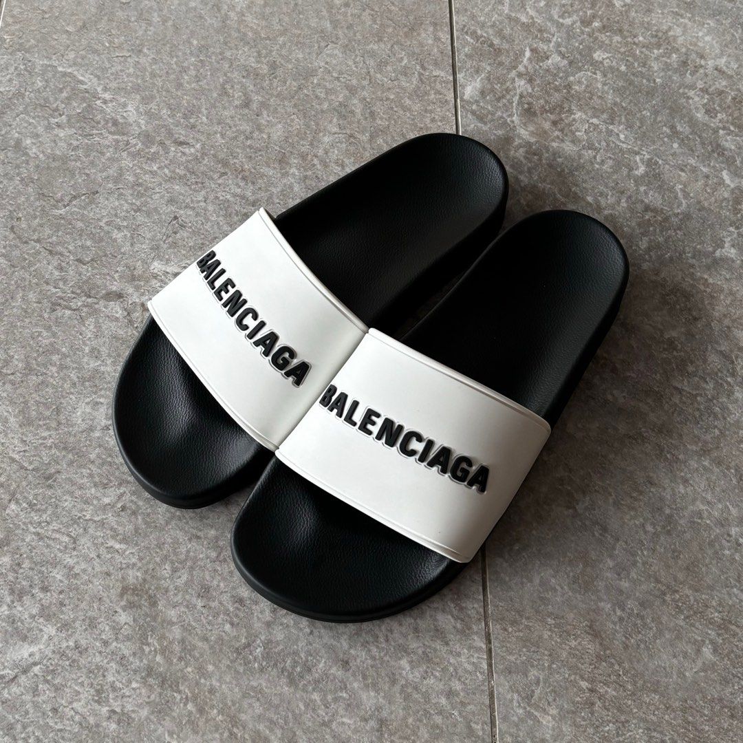 How do balenciaga slides fit shop