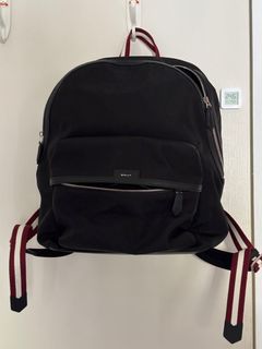 (Category: ) located in . Submitted by heiweigo (Listing ID 1328257113, Image 1). Description: .