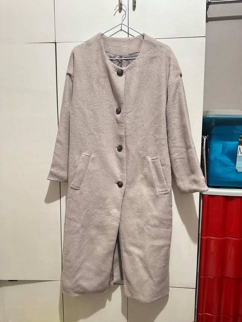 Beige Spring Coat (Category: Coats, Jackets and Outerwear) located in Manila. Submitted by eeceec (Listing ID 1328403356, Image 1). Description: Beige Spring or Autumn Coat Medium in tag but fits up to XL Best for spring or autumn.