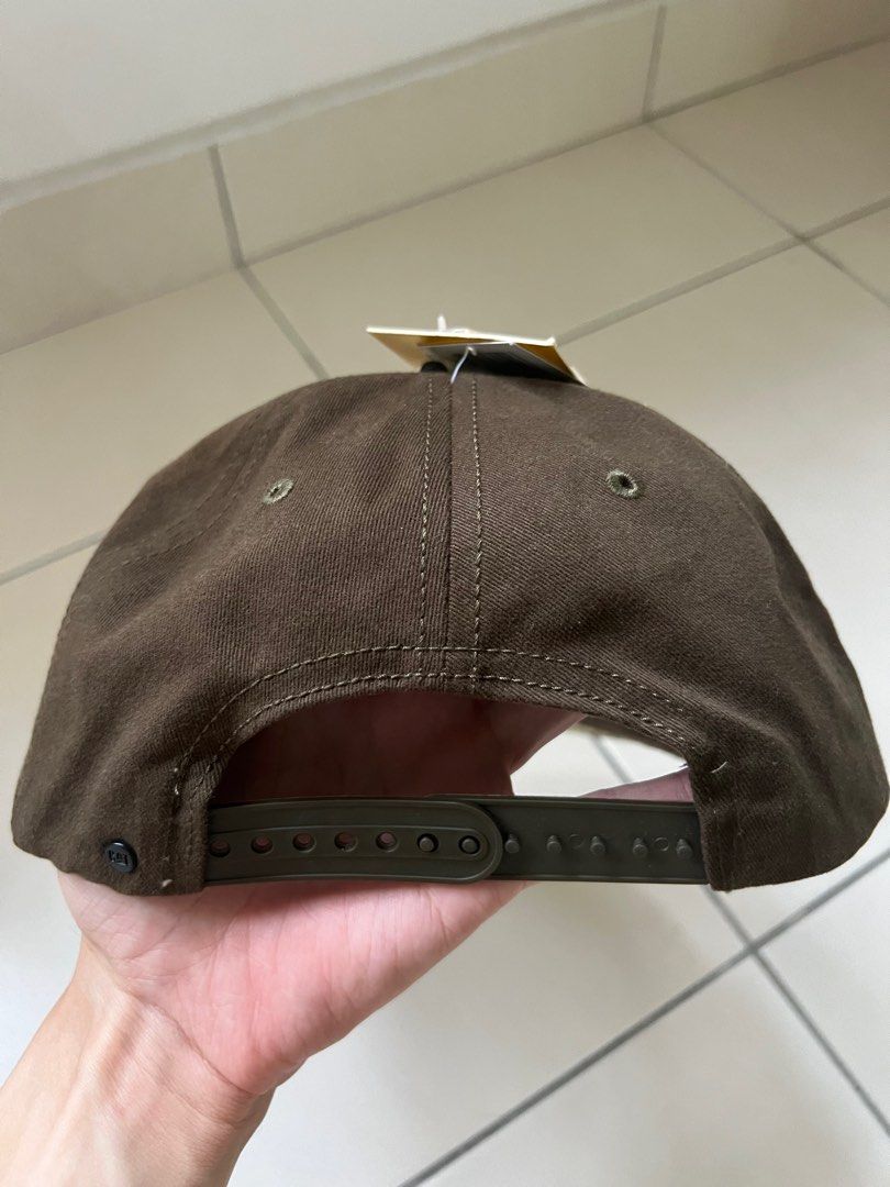 Cap Caterpillar, Men's Fashion, Watches & Accessories, Cap & Hats on