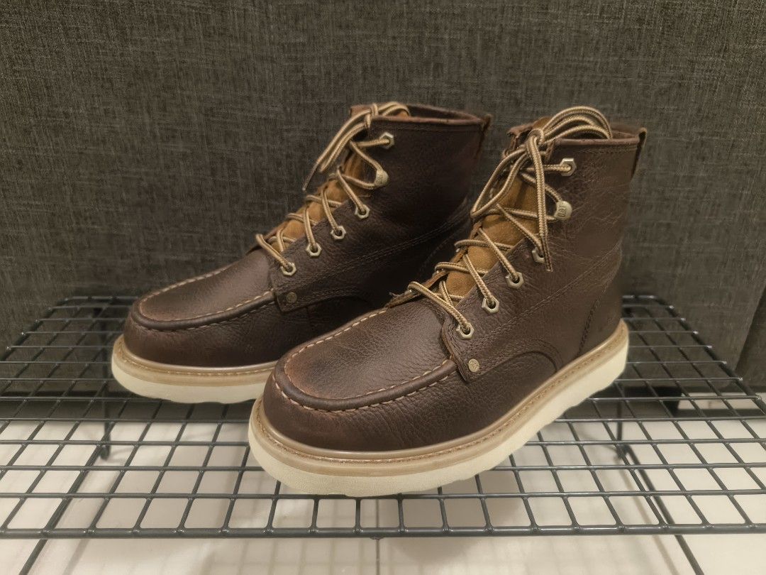 Caterpillar moc toe boots store
