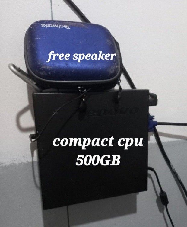 Computer CPU (Category: Desktops) located in Muntinlupa City. Submitted by voltlovebird (Listing ID 1323611195, Image 3). Description: sale plus sf.. compact cpu 500gb and 21"dell monitor.. kayo na po bumili ng keyboard at mouse. in very good condition po yan..