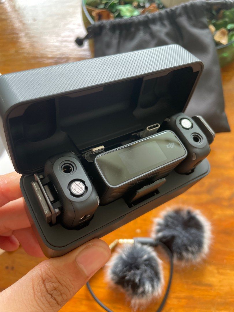 DJI Mic (Category: Microphones) located in Paranaque City. Submitted by ajamar00771720 (Listing ID 1328271264, Image 2). Description: Almost new. Used it twice for a project..