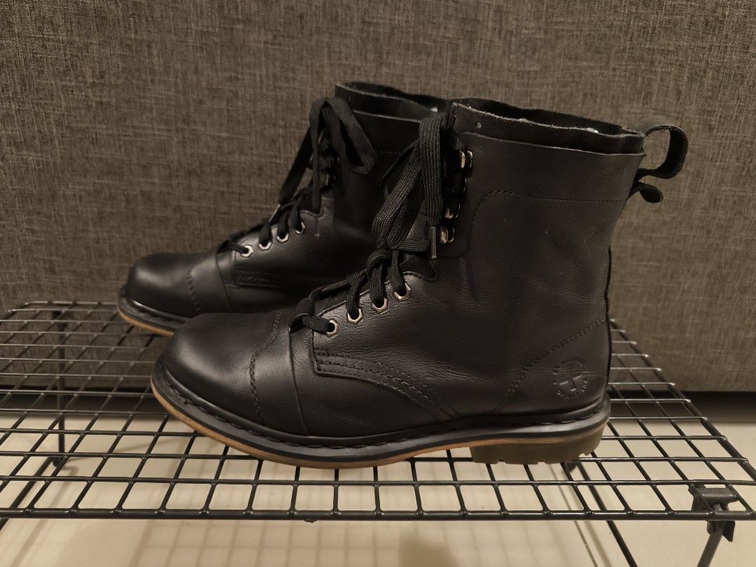 Dr Martens Pier Black Leather Boots Rare Item UK9 US10 EU43