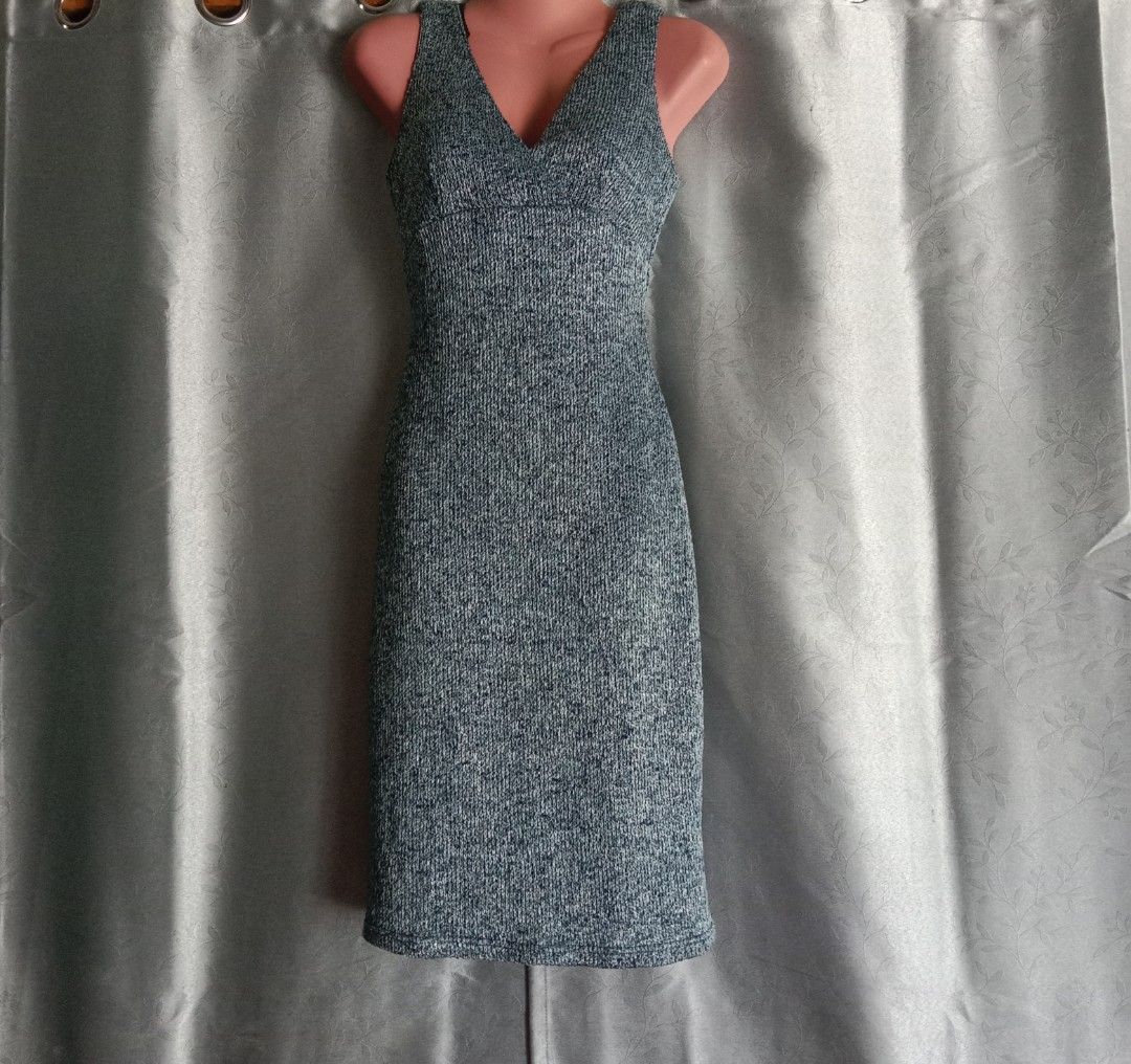 Dress 1 (Category: Dresses) located in Santa Maria. Submitted by avvvs (Listing ID 1328296926, Image 1). Description: .