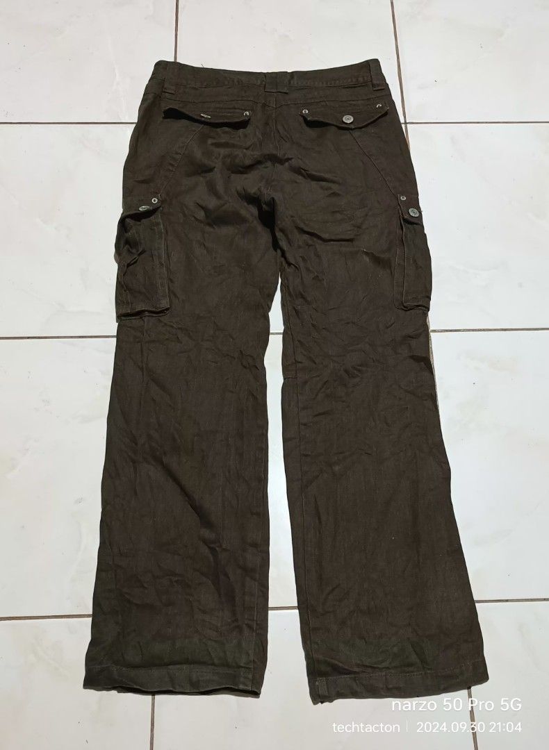 EDWIN cargo jeans (Category: Jeans) located in Santo Tomas. Submitted by pickers_corner (Listing ID 1328377298, Image 3). Description: EDWIN cargo Jeans waist 32 L41 H9 excellent no issue.